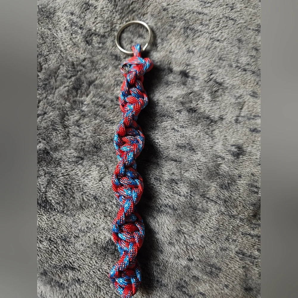 Paracord Keychain Red‎ White Blue